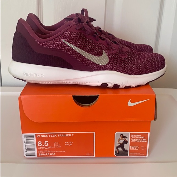 nike berry trainers